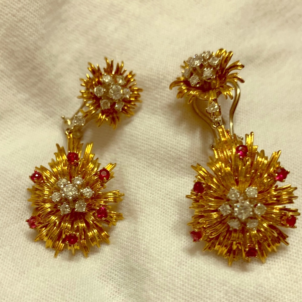 Rubies and diamond gold earrings
